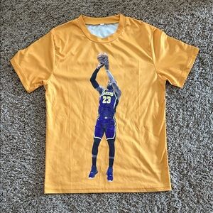 Basketball Graphic T-Shirt in Yellow